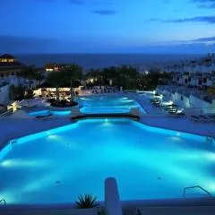 Apartment luxury complex near the sea