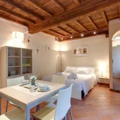 Cupolone Apartment by Mamo Florence