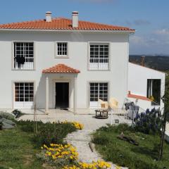 Villa Caldas da Rainha avec terrasse et barbecue