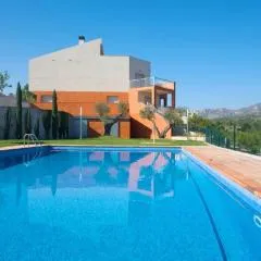 Moderna Villa Cerca de la Playa Almadrava