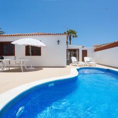 CASA BRANSFORD, Excellent, Sunny House with Private Heated Pool