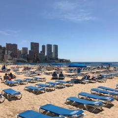 Apartamento Torre Yago primera linea playa Benidorm con Wi-Fi & AC