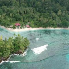 Nusa Nalan Beach Resort