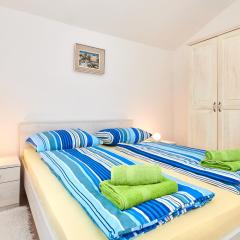 Sunset Holliday Apartment