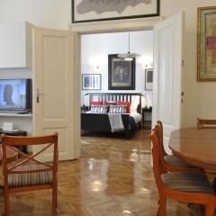 Art Gallery Dalmatinska