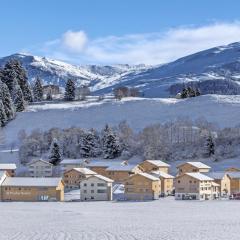 Apartment Pradas Resort - 2-5 Zimmer Premium by Interhome