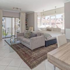 Cosy and Classy Sea Point Apartment