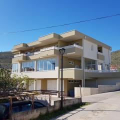 Apartmani MARELLA