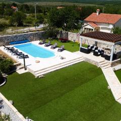 Villa Elder ZadarVillas