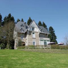 Spacious Pet friendly Castle in Stavelot