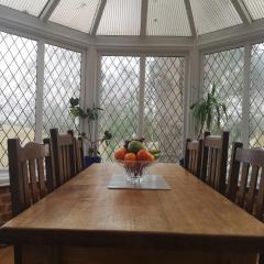 Easytoostay Paygate Cottage Brenchley