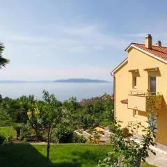 Apartment Silvana-4 by Interhome