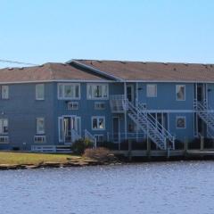 Fin 'N Feather Waterside Inn by Kees Vacations