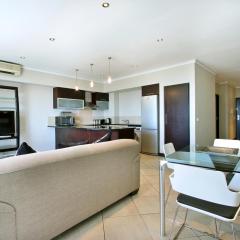 Luxury Apartments at the Icon, Walking distance to CTICC in Cape Town