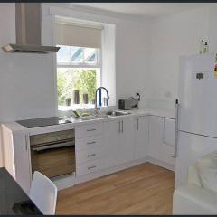 Hobart Colonial Apartment