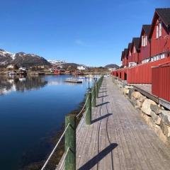 Ballstad Brygge Rorbu