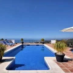 Villa in Sayalonga with Private Pool