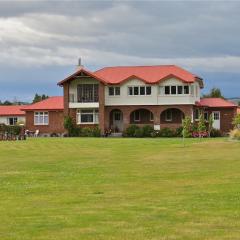 Te Anau Lodge