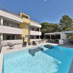 Luxury Villa Nada with Pool