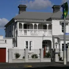 Ponsonby Manor