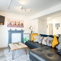 2 Ensuites, Garden, Smart Tv's in all Rooms!