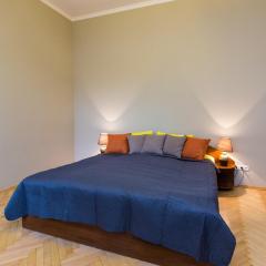 APARTMENTS on SHOLOM ALEICHEM