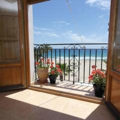 AR3B, Arsenal Barry, en primera línea