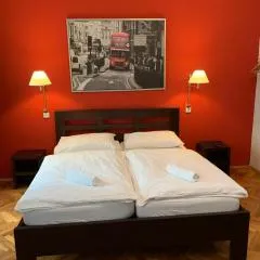 센트럴 스테이션 스튜디오(Central Station Studios)