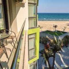 Blue Apartment in Spa n Pool Beach resort