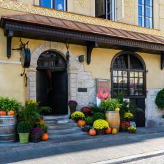 Warsaw Old Town P&O Serviced Apartments