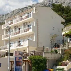 Villa Mily