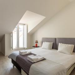 Apartment 28 Tram Duplex