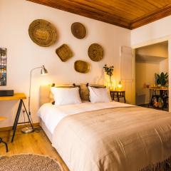 Camões Lofty Boho Apartment