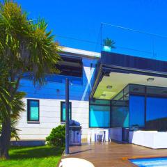 Belvilla by OYO Villa Catro Faros