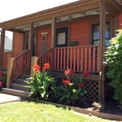 Historic Santa Rosa Cottage