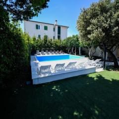 Apartments Dvori Novalja