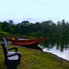 splendid lake view safari lodge