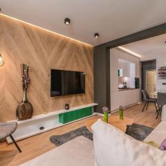 Urban Eden - LUX & STYLE, 2-Bedroom, 2-Bathroom