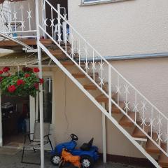 CSALÁD-BARÁT APARTMAN