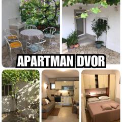 Apartman Dvor