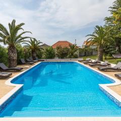 Modern holiday home with pool