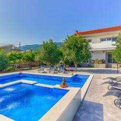 Apartment Villa Hacijenda with private pool and jacuzzi