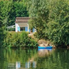 Holiday home in Bruniquel on the Aveyron river