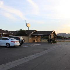 Menifee Inn