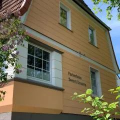 SweetDreams - Stadtvilla von 1936 - bis 8 Pers - 150qm - 5 Schlafzimmer - 2 Bäder - Hunde willkommen