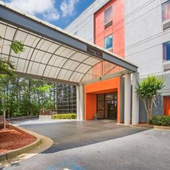 Budgetel Inns & Suites - Atlanta Galleria Stadium