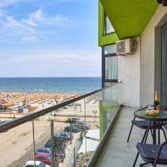 Green Apartment Spa n Pool Beach Resort