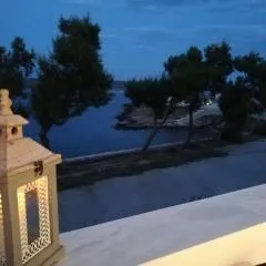 Sea Satin Sounio