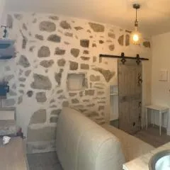 CHARMANT STUDIO