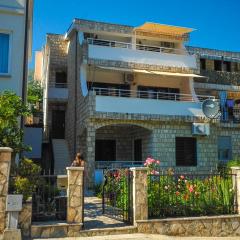 Apartments Kuc